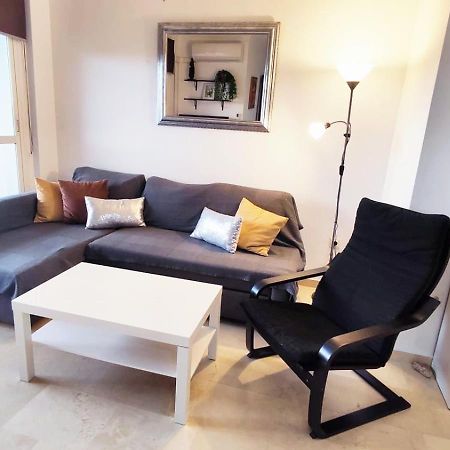 2Bdr Sunny Apartment With Pool And Private Parking In Benalmadena Bagian luar foto