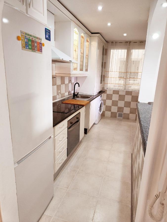2Bdr Sunny Apartment With Pool And Private Parking In Benalmadena Bagian luar foto