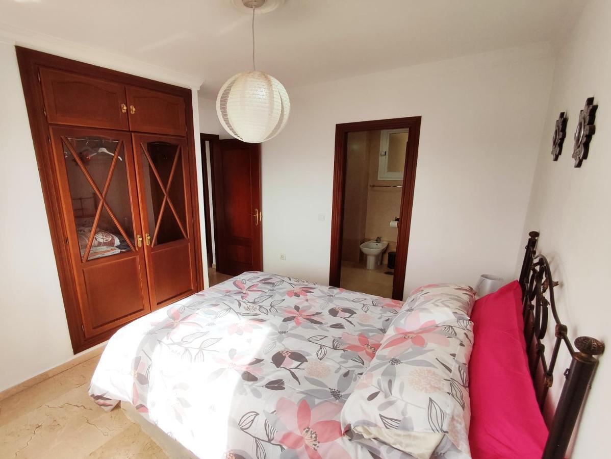 2Bdr Sunny Apartment With Pool And Private Parking In Benalmadena Bagian luar foto