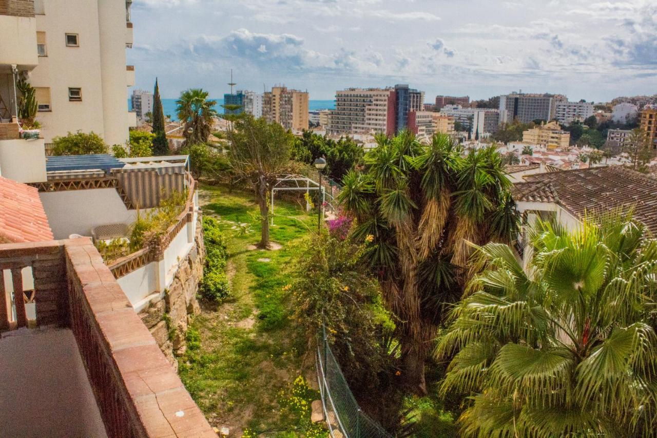 2Bdr Sunny Apartment With Pool And Private Parking In Benalmadena Bagian luar foto