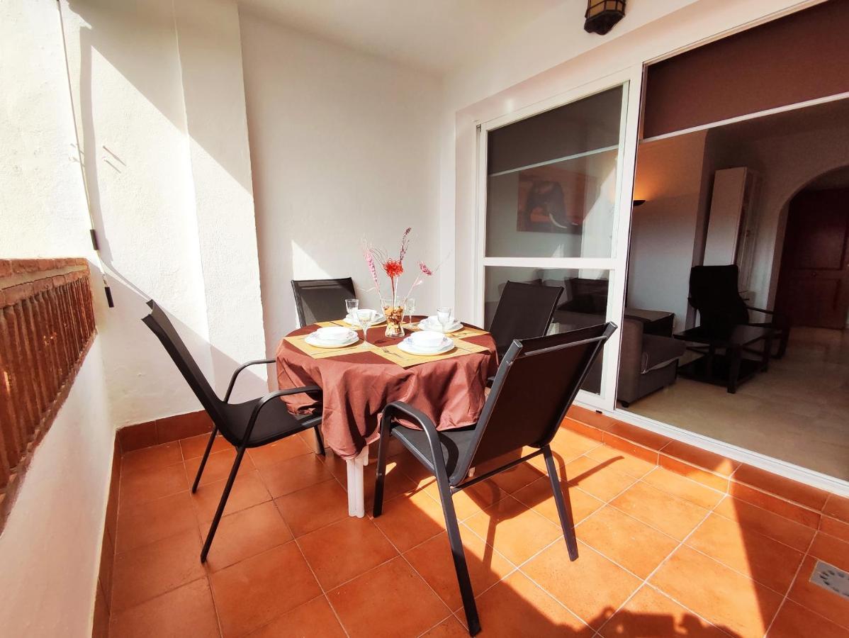 2Bdr Sunny Apartment With Pool And Private Parking In Benalmadena Bagian luar foto