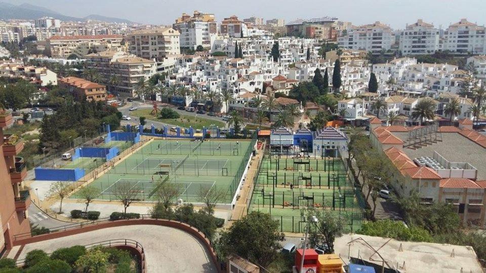 2Bdr Sunny Apartment With Pool And Private Parking In Benalmadena Bagian luar foto