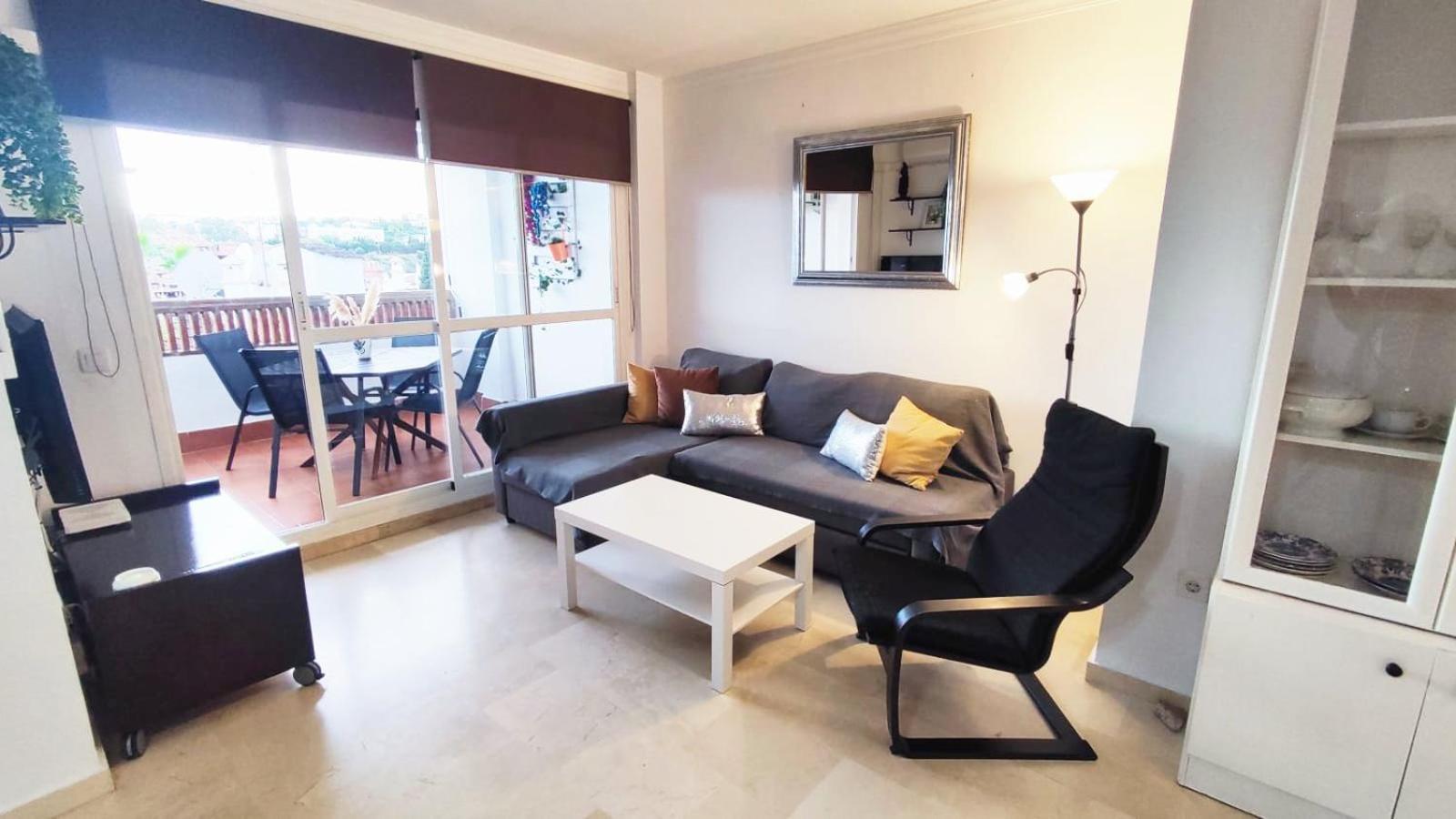 2Bdr Sunny Apartment With Pool And Private Parking In Benalmadena Bagian luar foto
